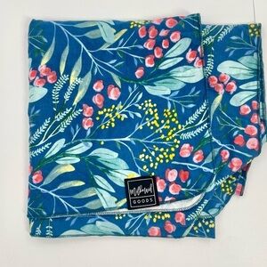 Milkmaid Goods Nursing Blue Wild Branches Berries Floral Swaddle Blanket NWOT‎